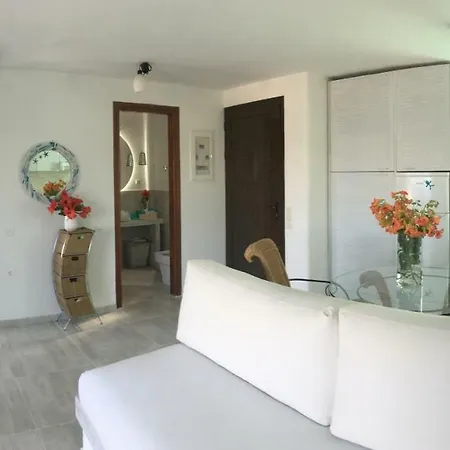 Emilion Beachfront Prázdninový dům *