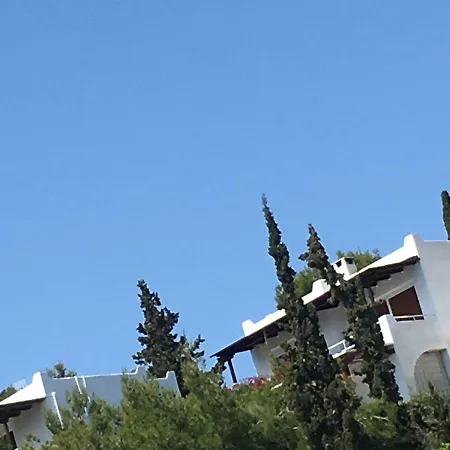 Emilion Beachfront Porto Cheli