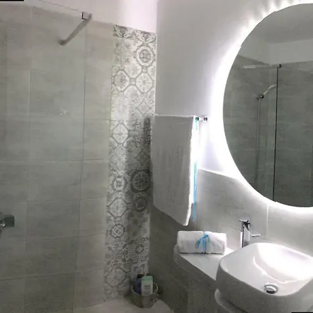 Emilion Beachfront * Porto Cheli