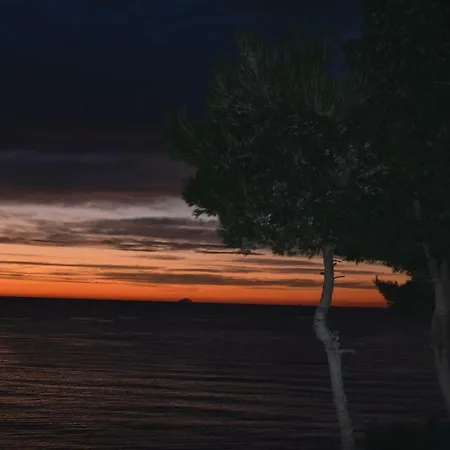 Prázdninový dům Emilion Beachfront Porto Cheli