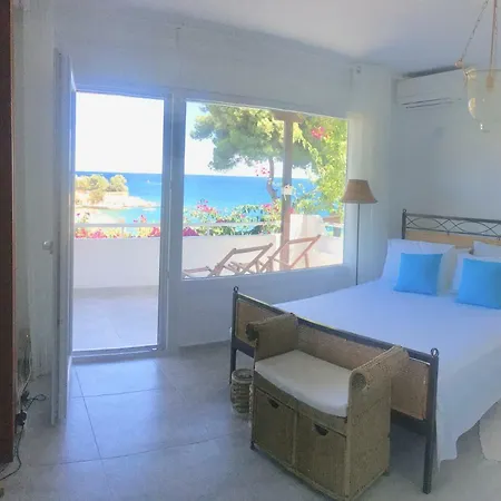 Emilion Beachfront *